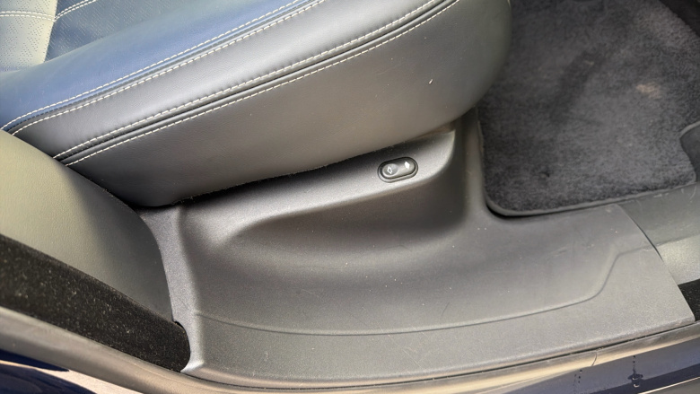 Land Rover Range Rover Velar 2.0 D200 R-Dynamic HSE 5dr Auto Diesel Estate